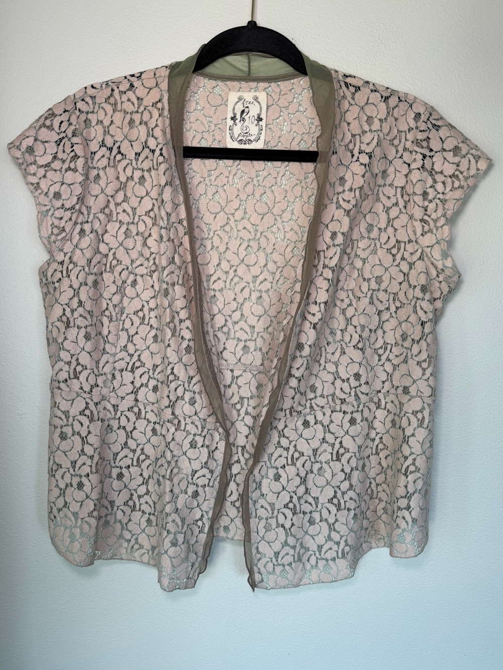 Vintage Y2K Free People Lace Mesh Cropped Shawl Cardigan Boho Cottage Fairy